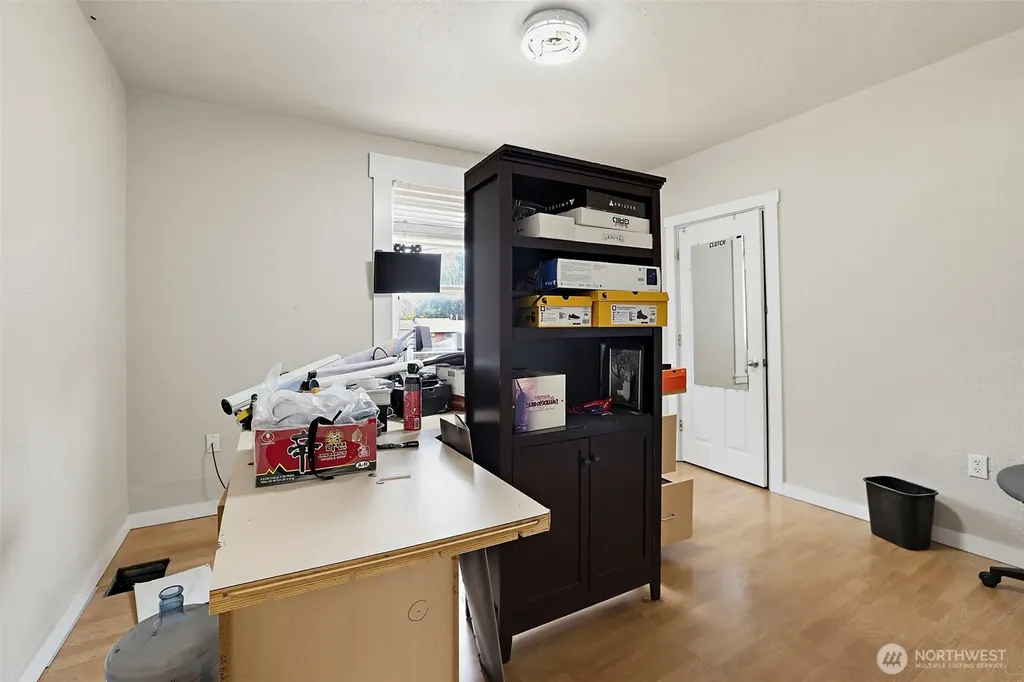 8417 S 259th Street Kent WA 98030