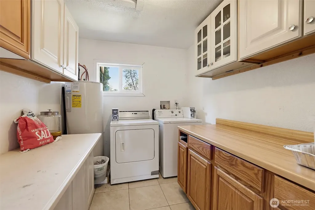 8417 S 259th Street Kent WA 98030