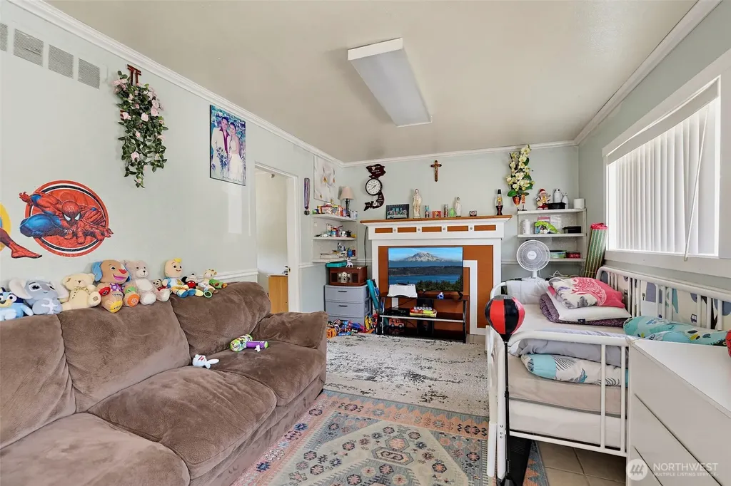 8417 S 259th Street Kent WA 98030