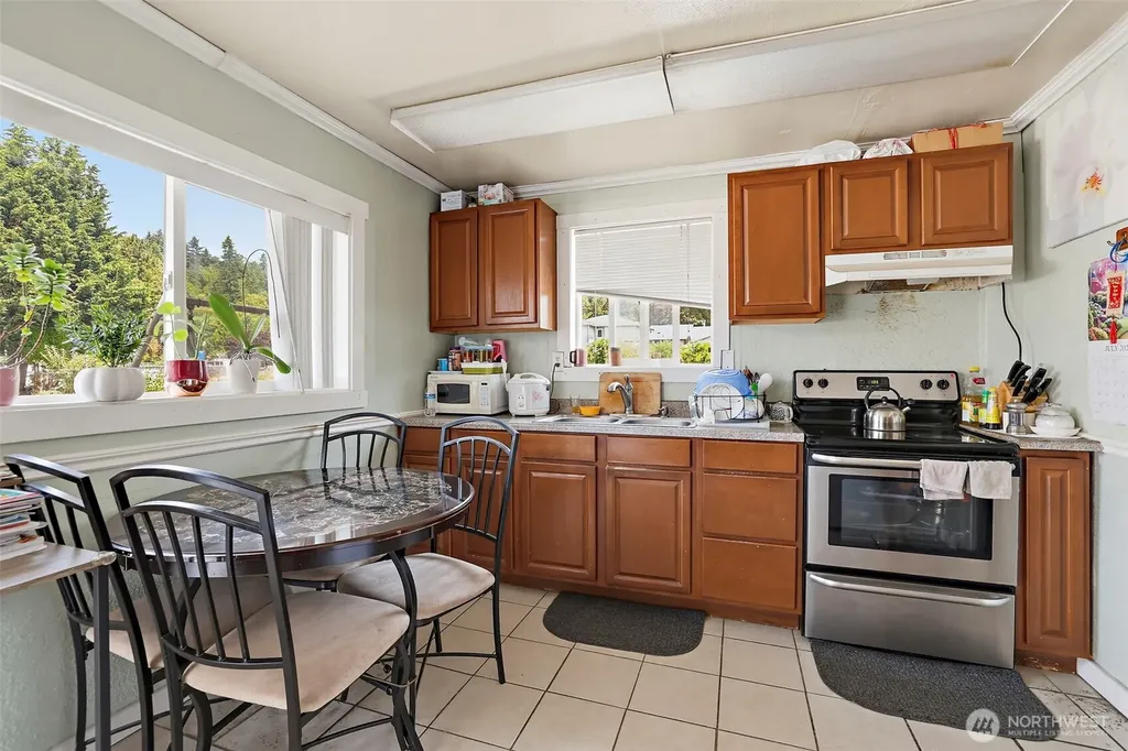 8417 S 259th Street Kent WA 98030
