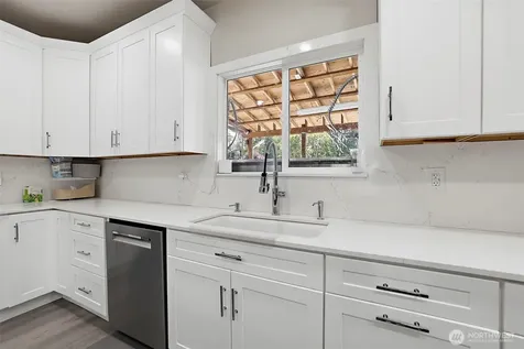 8417 S 259th Street Kent WA 98030