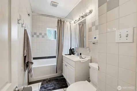 8417 S 259th Street Kent WA 98030