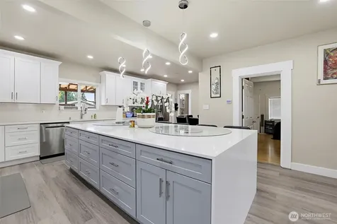 8417 S 259th Street Kent WA 98030