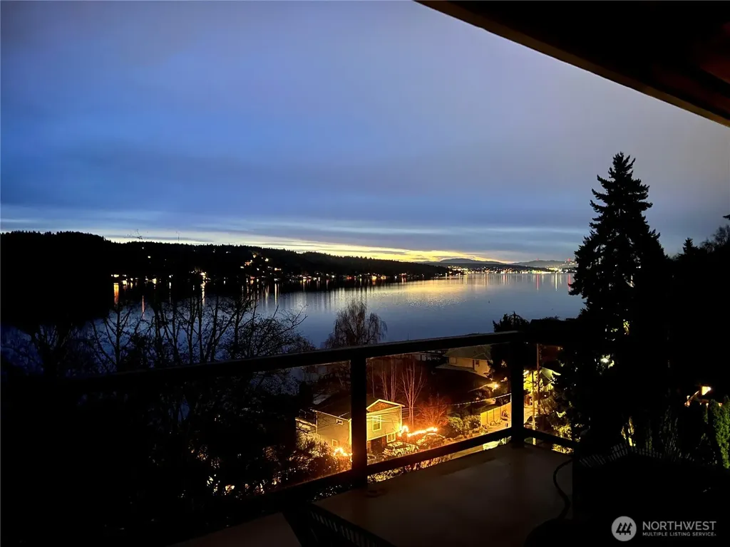 13740 42nd Avenue NE Seattle WA 98125
