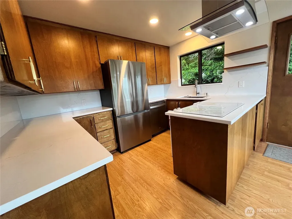 13740 42nd Avenue NE Seattle WA 98125