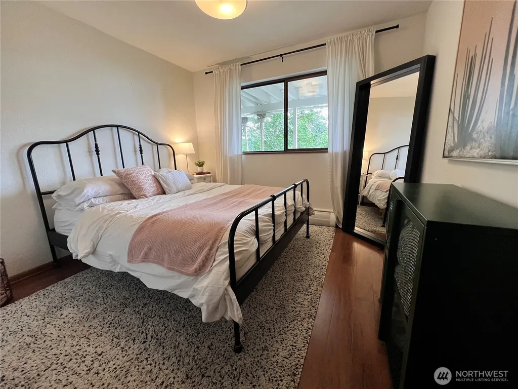 13740 42nd Avenue NE Seattle WA 98125
