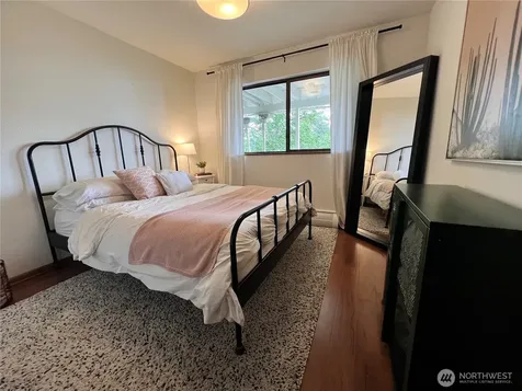 13740 42nd Avenue NE Seattle WA 98125
