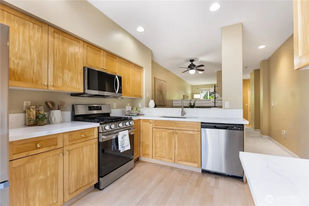 12330 NE 92nd Lane Kirkland WA 98033