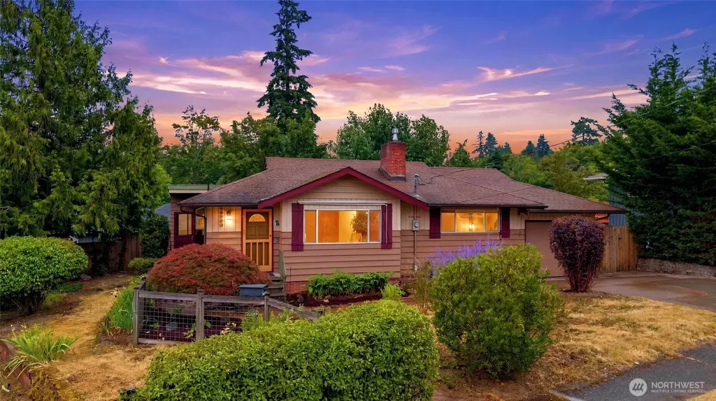 10778 68th Avenue S Seattle WA 98178