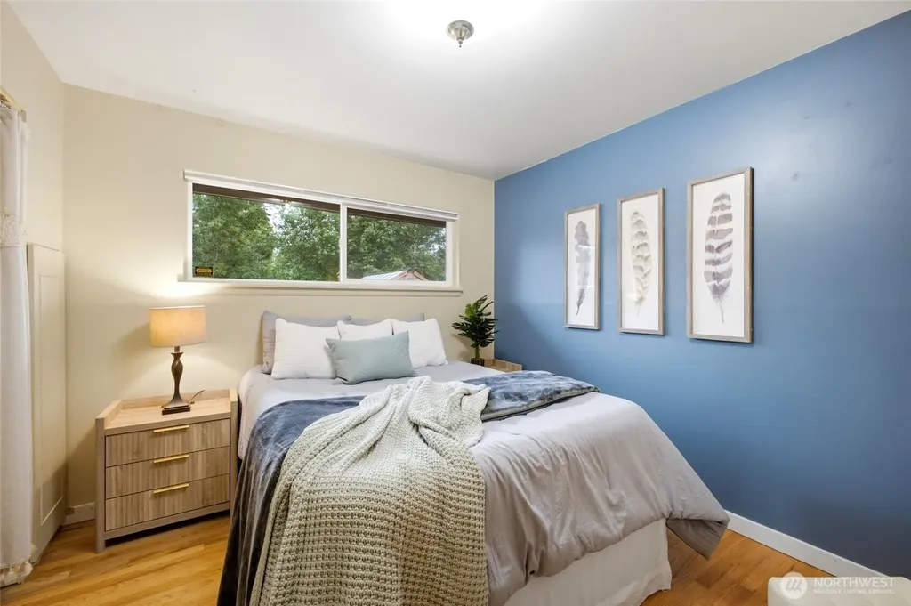 10778 68th Avenue S Seattle WA 98178