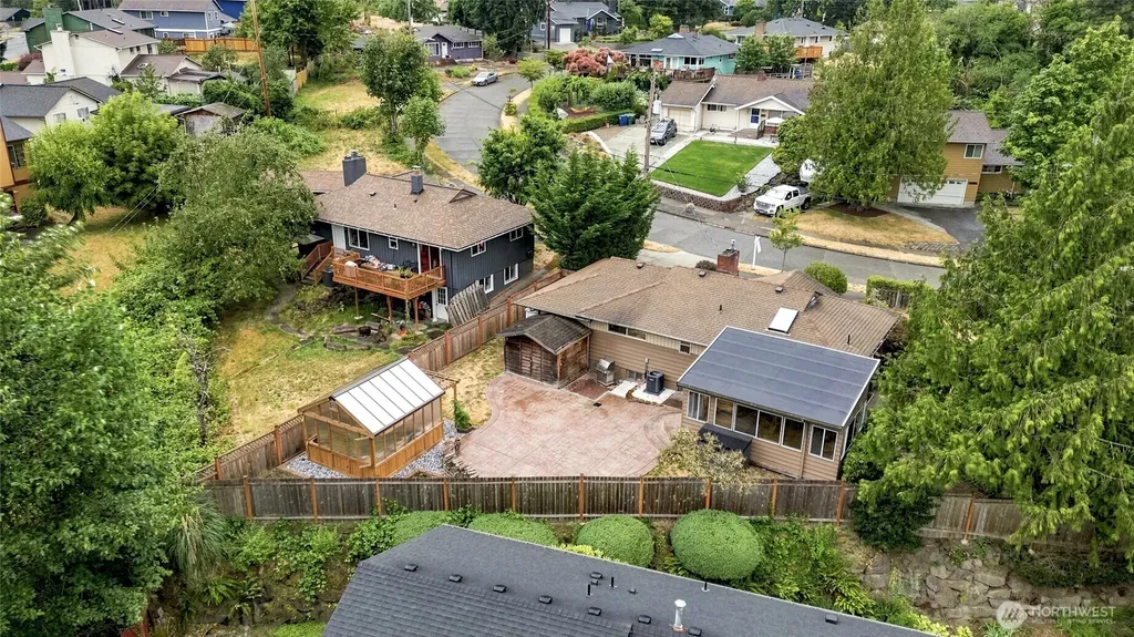 10778 68th Avenue S Seattle WA 98178