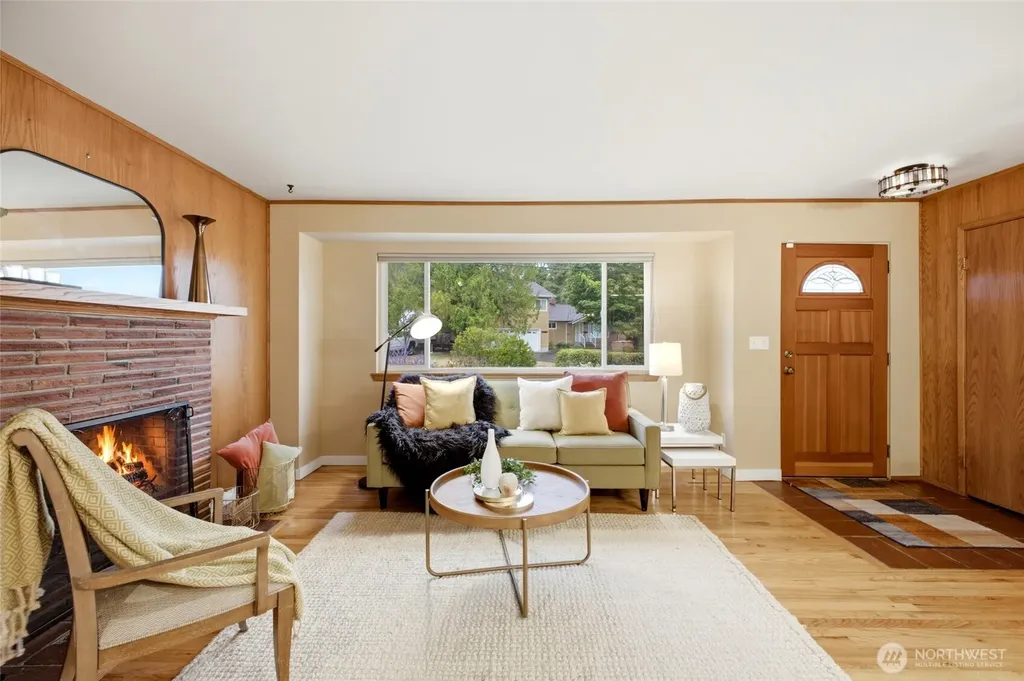 10778 68th Avenue S Seattle WA 98178