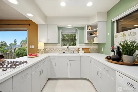 10778 68th Avenue S Seattle WA 98178