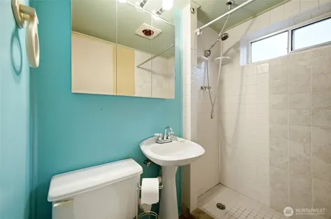 10778 68th Avenue S Seattle WA 98178