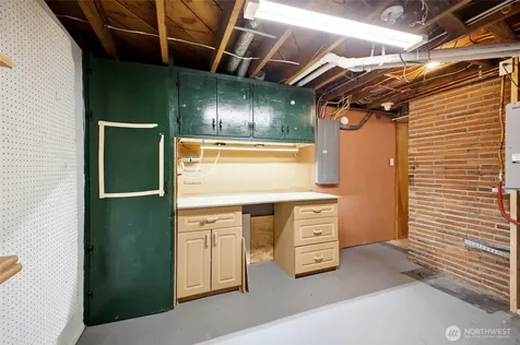 10778 68th Avenue S Seattle WA 98178