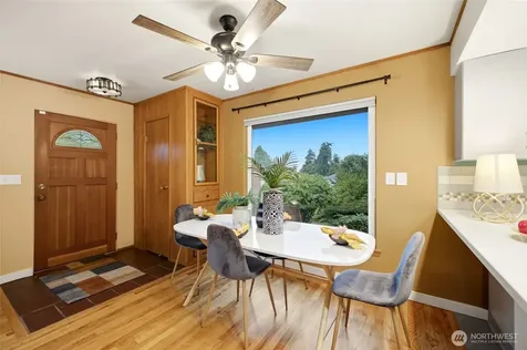 10778 68th Avenue S Seattle WA 98178