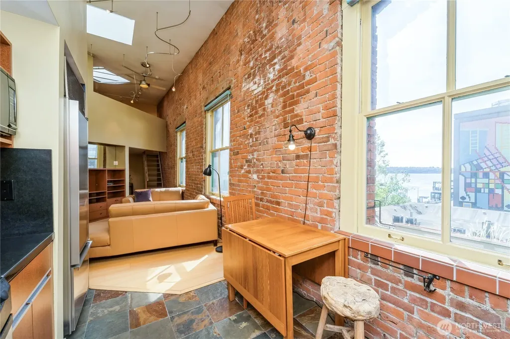 606 Post Avenue Seattle WA 98104
