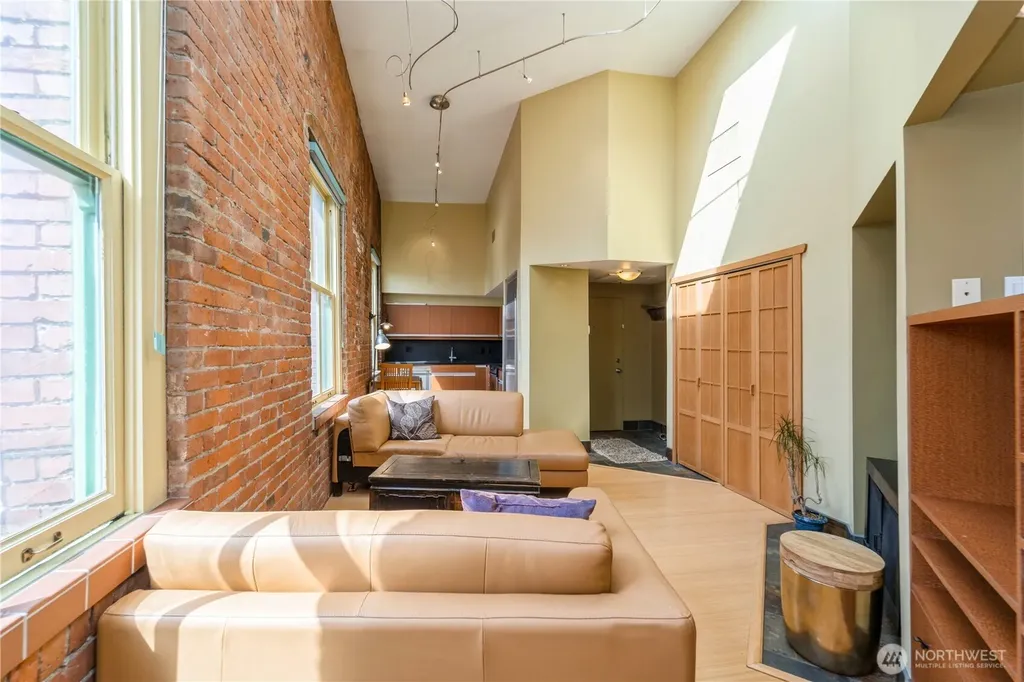 606 Post Avenue Seattle WA 98104