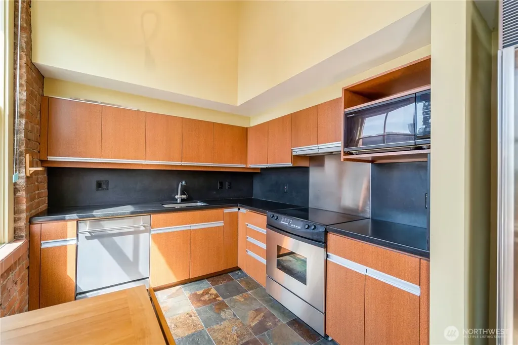 606 Post Avenue Seattle WA 98104