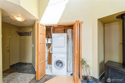 606 Post Avenue Seattle WA 98104
