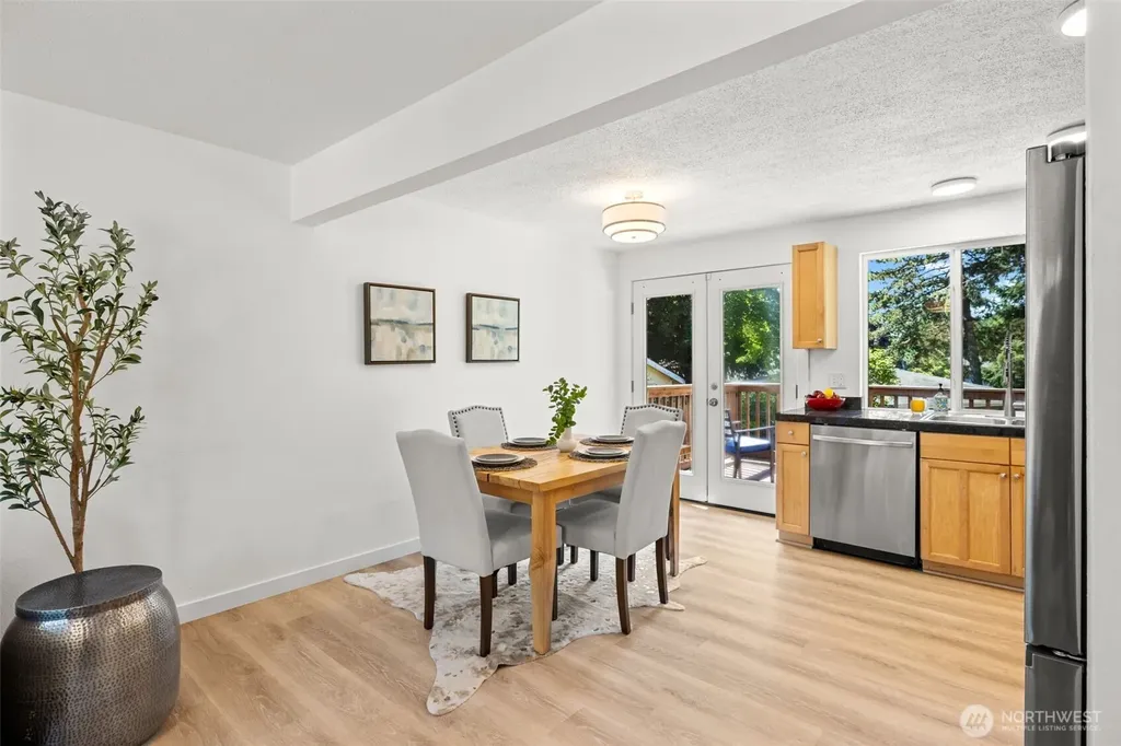 12627 NE 157th Street Woodinville WA 98072