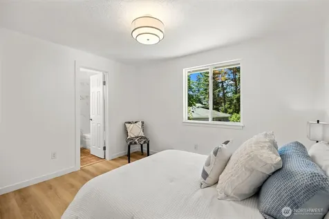 12627 NE 157th Street Woodinville WA 98072