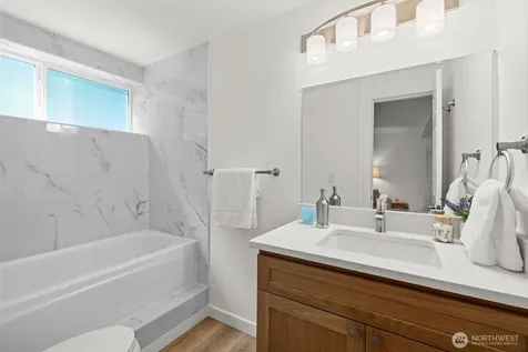 12627 NE 157th Street Woodinville WA 98072