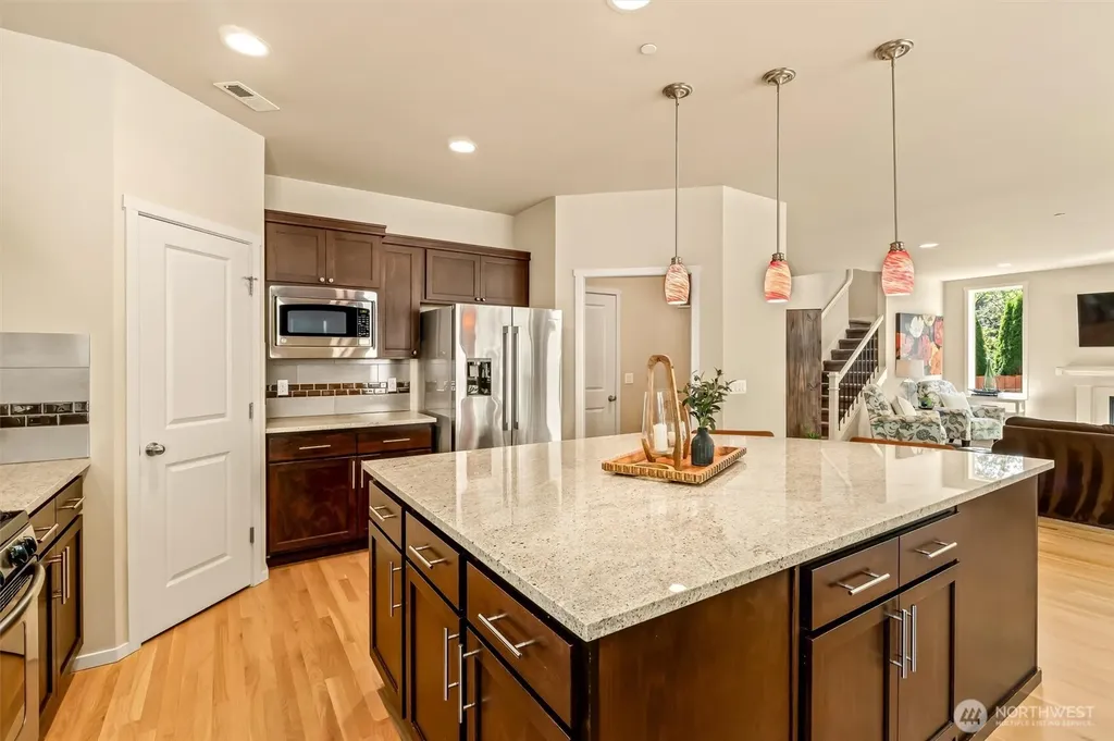 22204 34th Avenue SE Bothell WA 98021