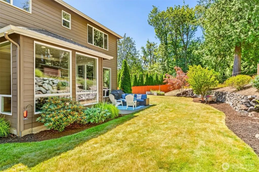 22204 34th Avenue SE Bothell WA 98021