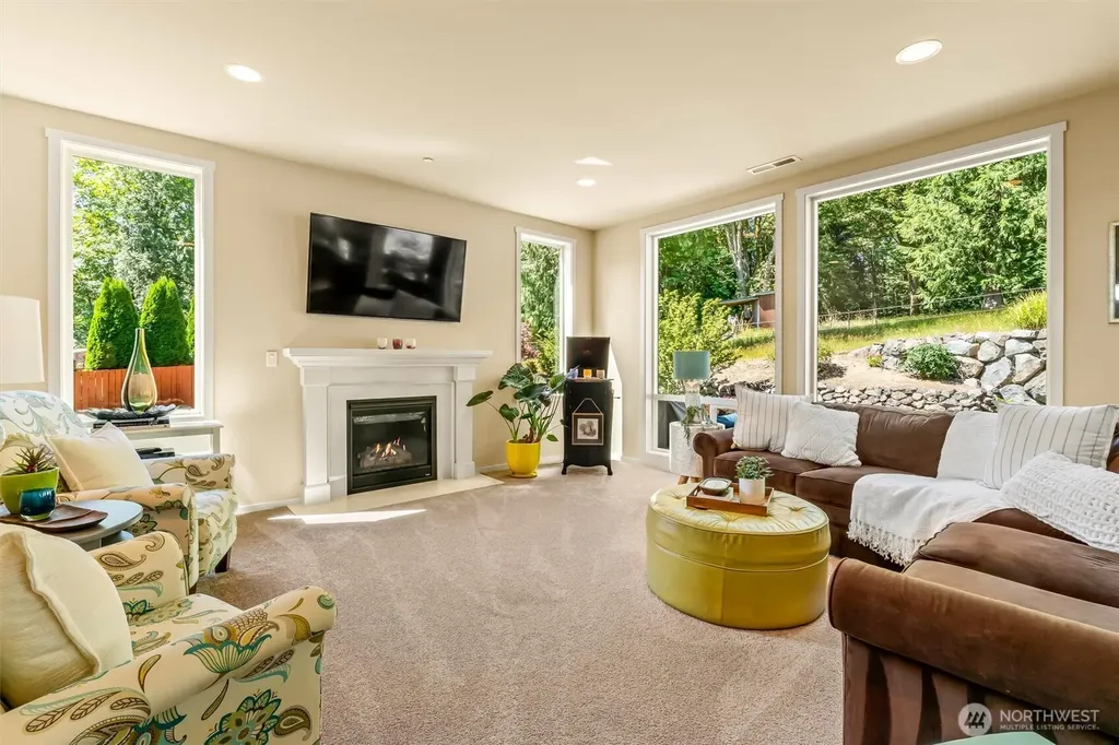 22204 34th Avenue SE Bothell WA 98021