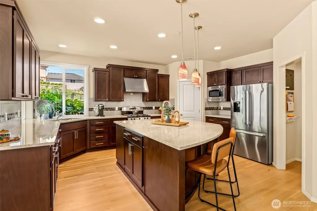 22204 34th Avenue SE Bothell WA 98021