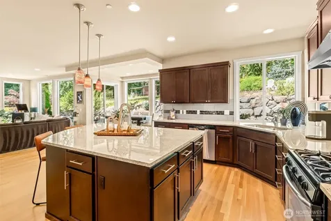 22204 34th Avenue SE Bothell WA 98021