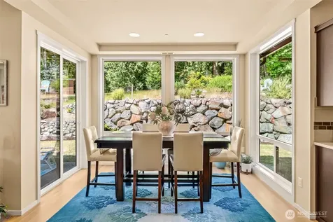 22204 34th Avenue SE Bothell WA 98021