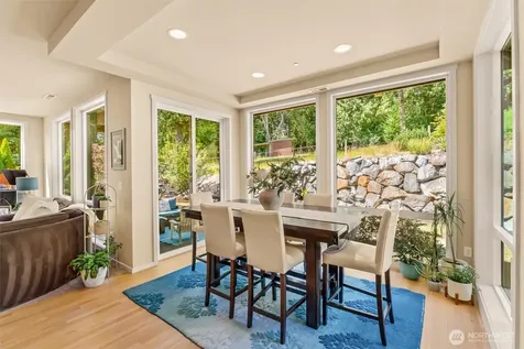 22204 34th Avenue SE Bothell WA 98021