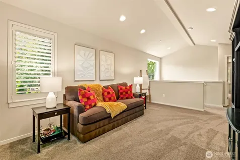 22204 34th Avenue SE Bothell WA 98021