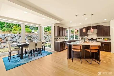 22204 34th Avenue SE Bothell WA 98021