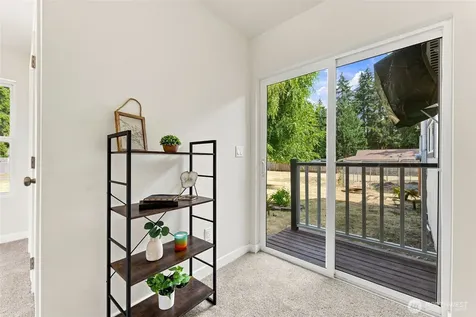 11204 122nd Street E Puyallup WA 98374