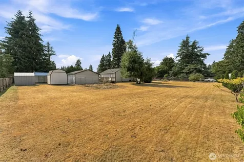 11204 122nd Street E Puyallup WA 98374