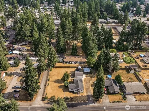 11204 122nd Street E Puyallup WA 98374