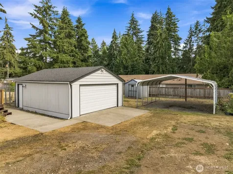 11204 122nd Street E Puyallup WA 98374