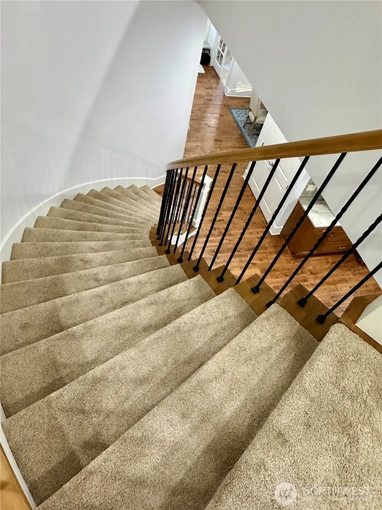 1939 213th Court SE Sammamish WA 98075