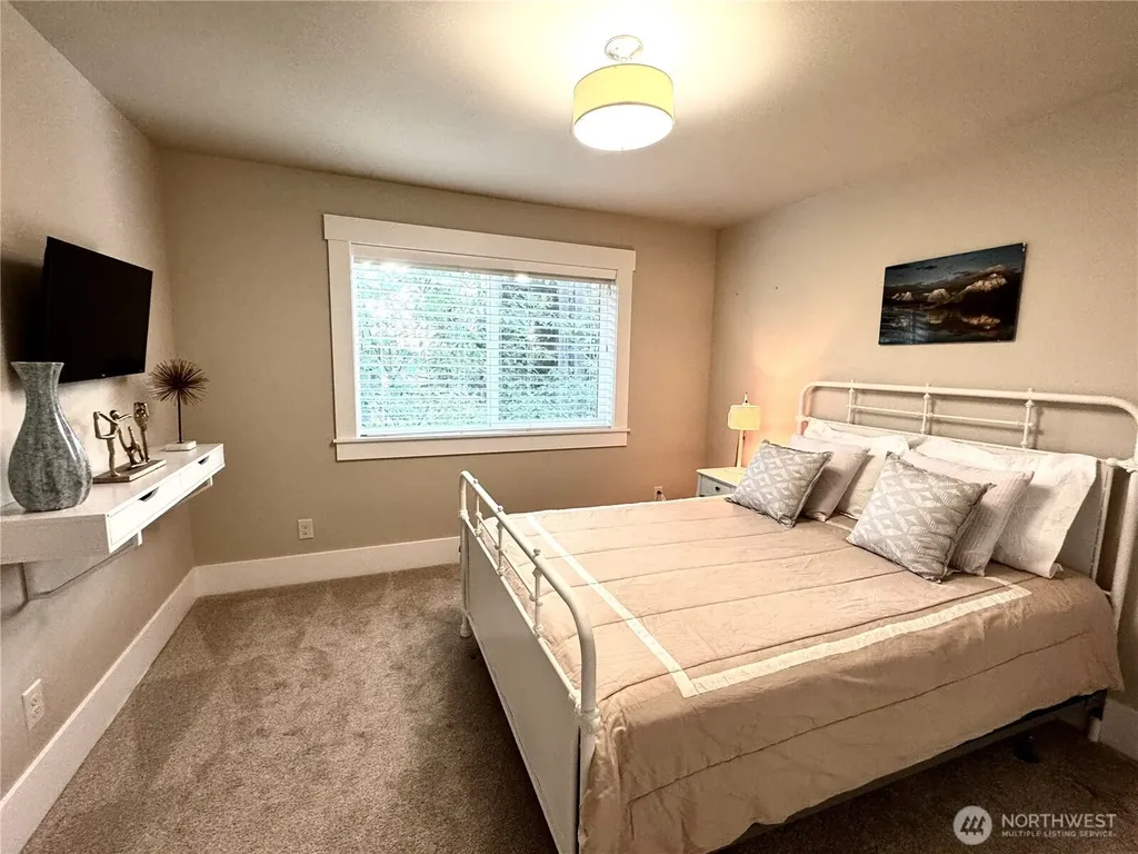 1939 213th Court SE Sammamish WA 98075