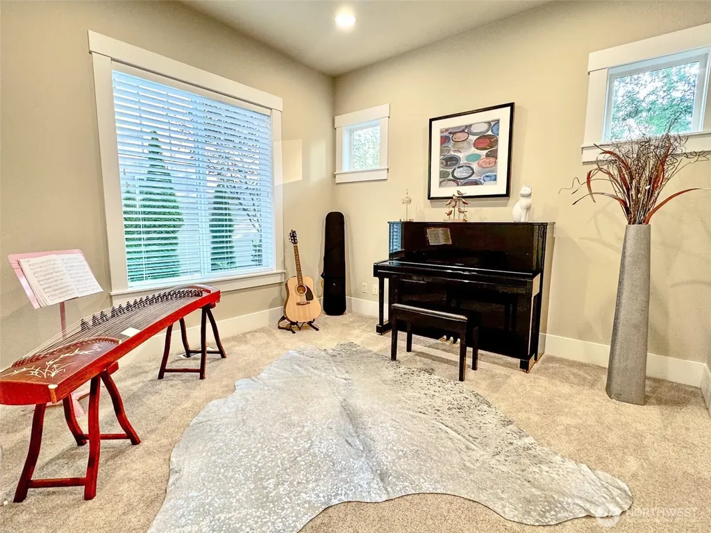1939 213th Court SE Sammamish WA 98075