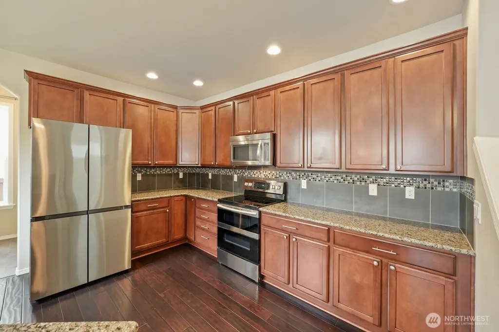 34004 12th Place SW Federal Way WA 98023