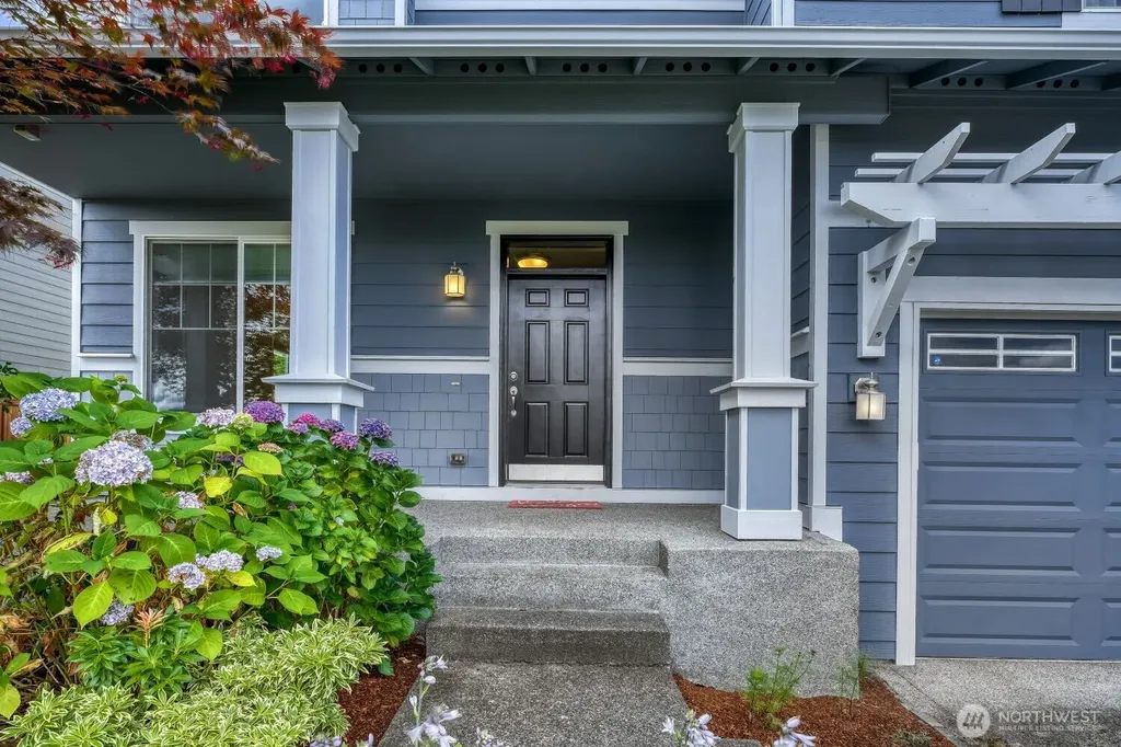34004 12th Place SW Federal Way WA 98023
