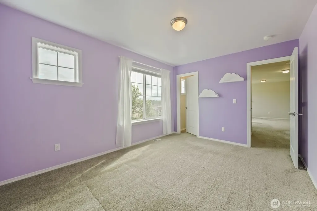 34004 12th Place SW Federal Way WA 98023