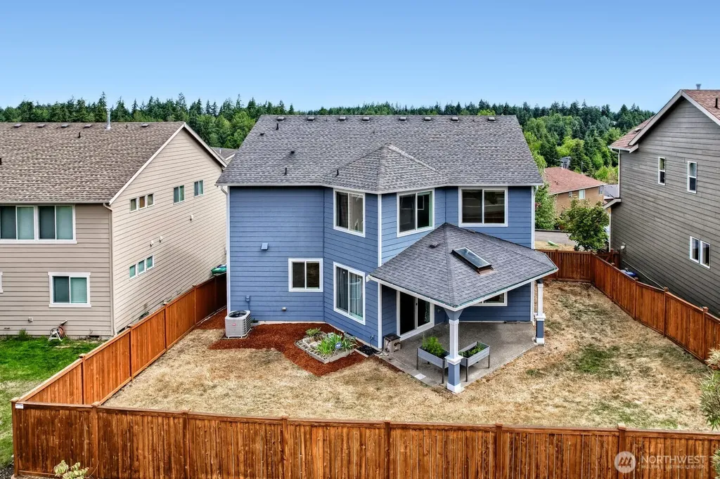 34004 12th Place SW Federal Way WA 98023