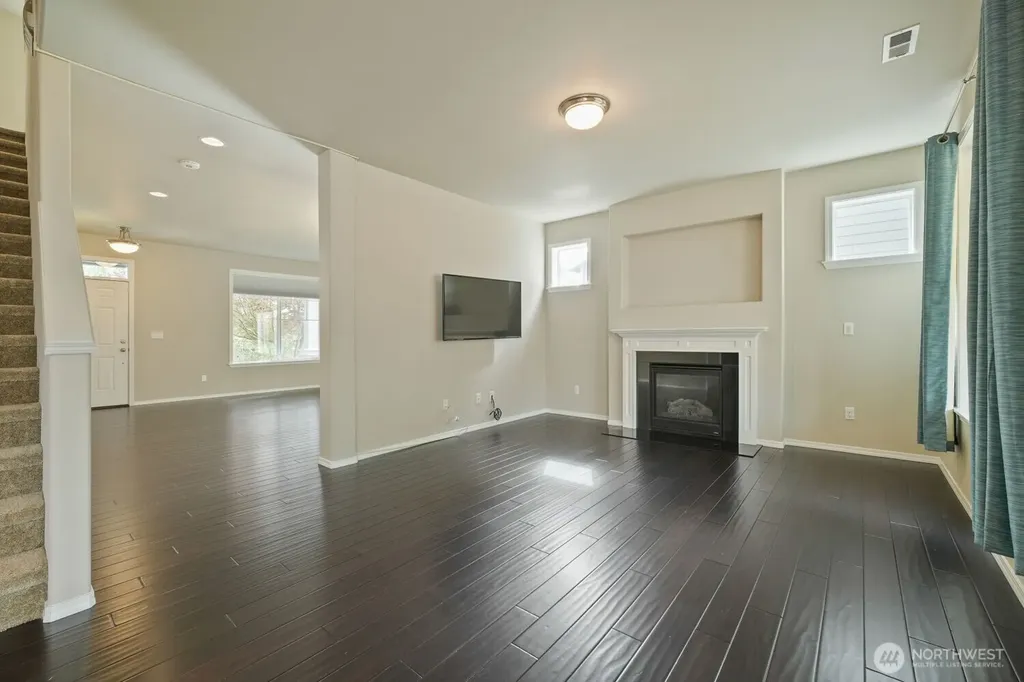 34004 12th Place SW Federal Way WA 98023
