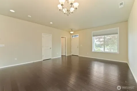34004 12th Place SW Federal Way WA 98023