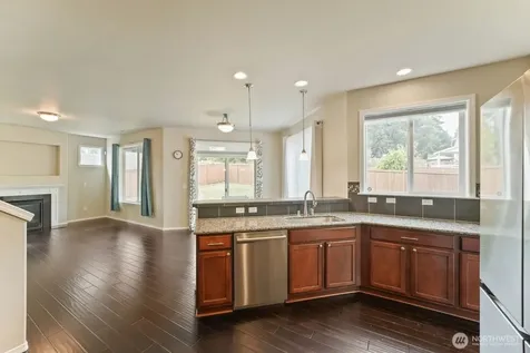 34004 12th Place SW Federal Way WA 98023